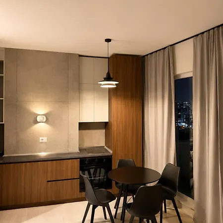 Maisonnova Deluxe *