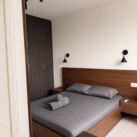Maisonnova Deluxe